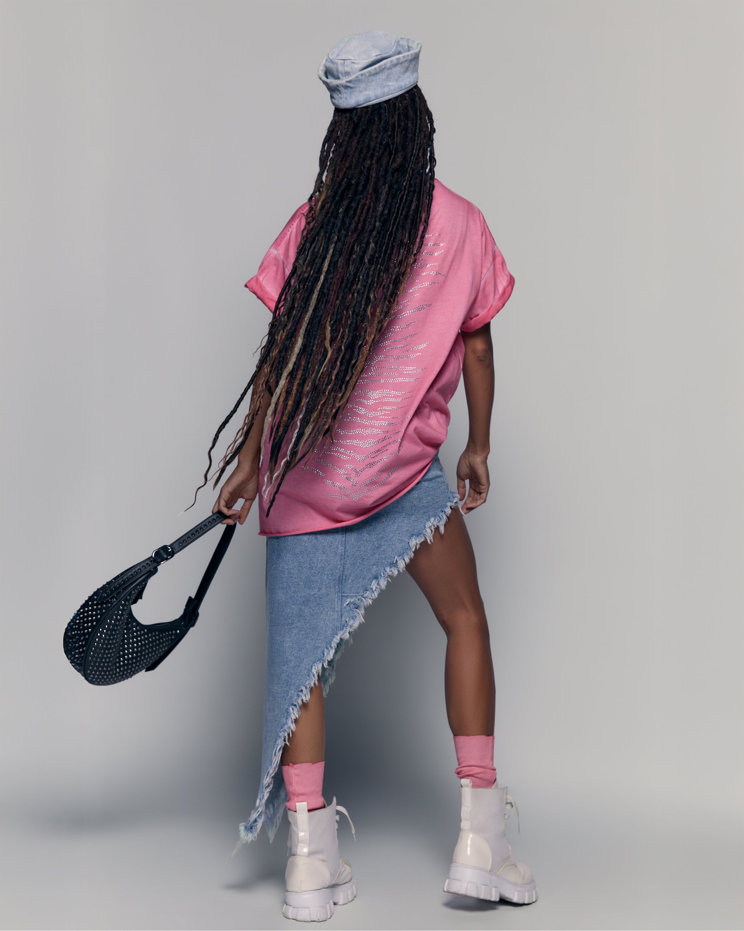 Rhinestone T-shirt in Pink