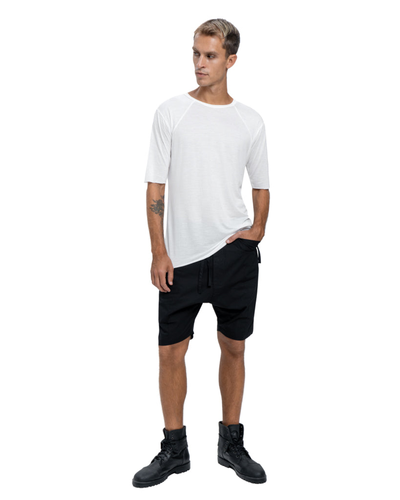 Side zipper shorts in black - DESU clothing