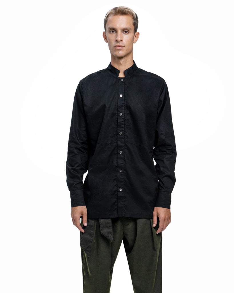 Tipis button up shirt in black - DESU clothing
