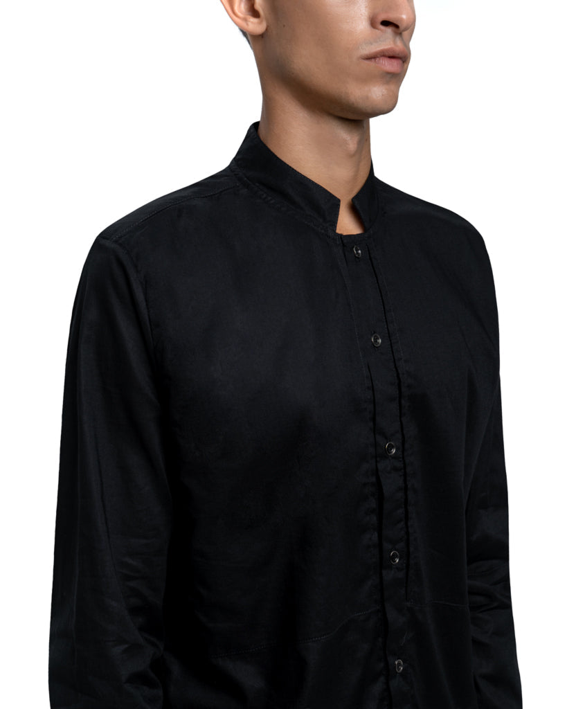 Tipis button up shirt in black - DESU clothing