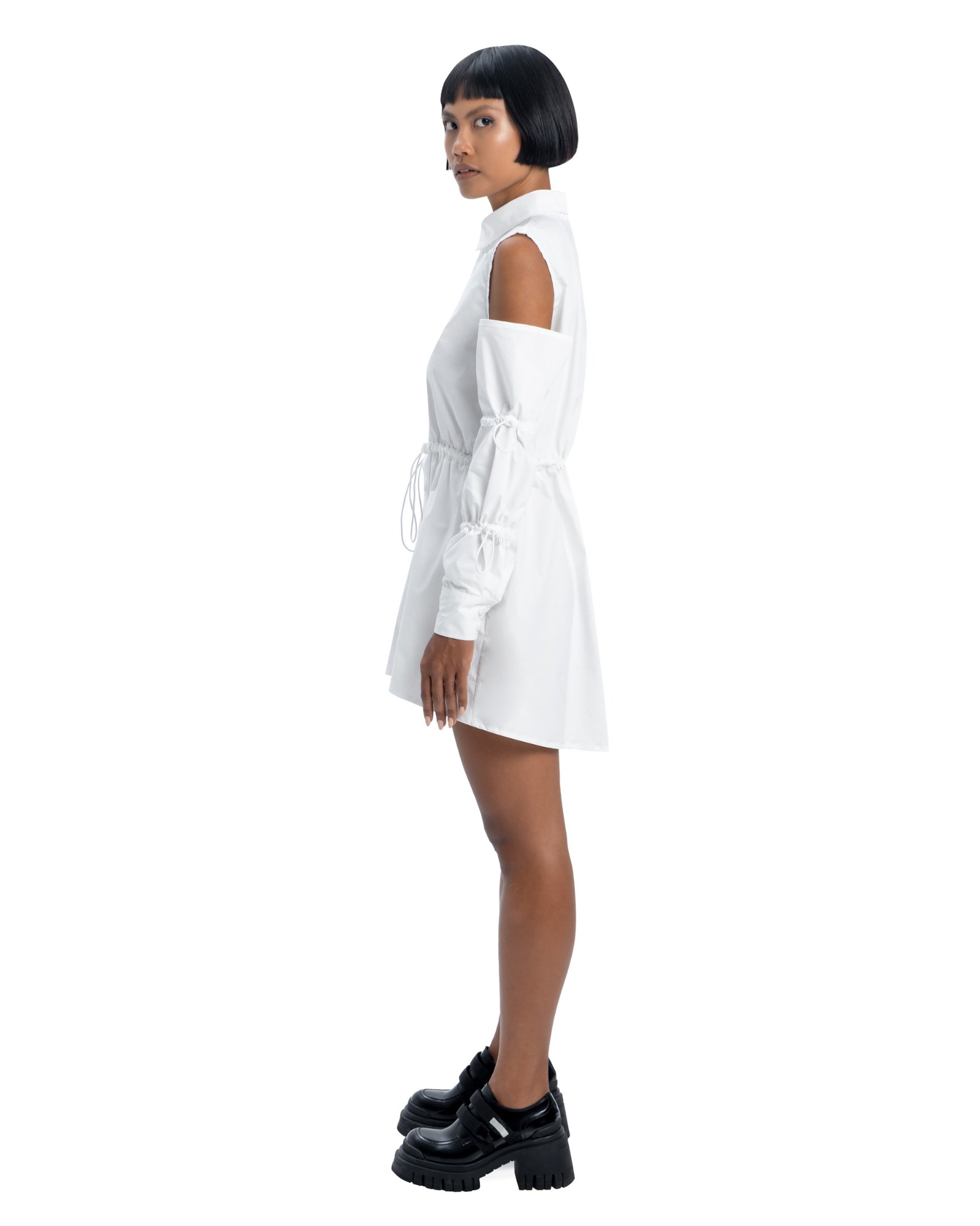 Dress With Stopper In White