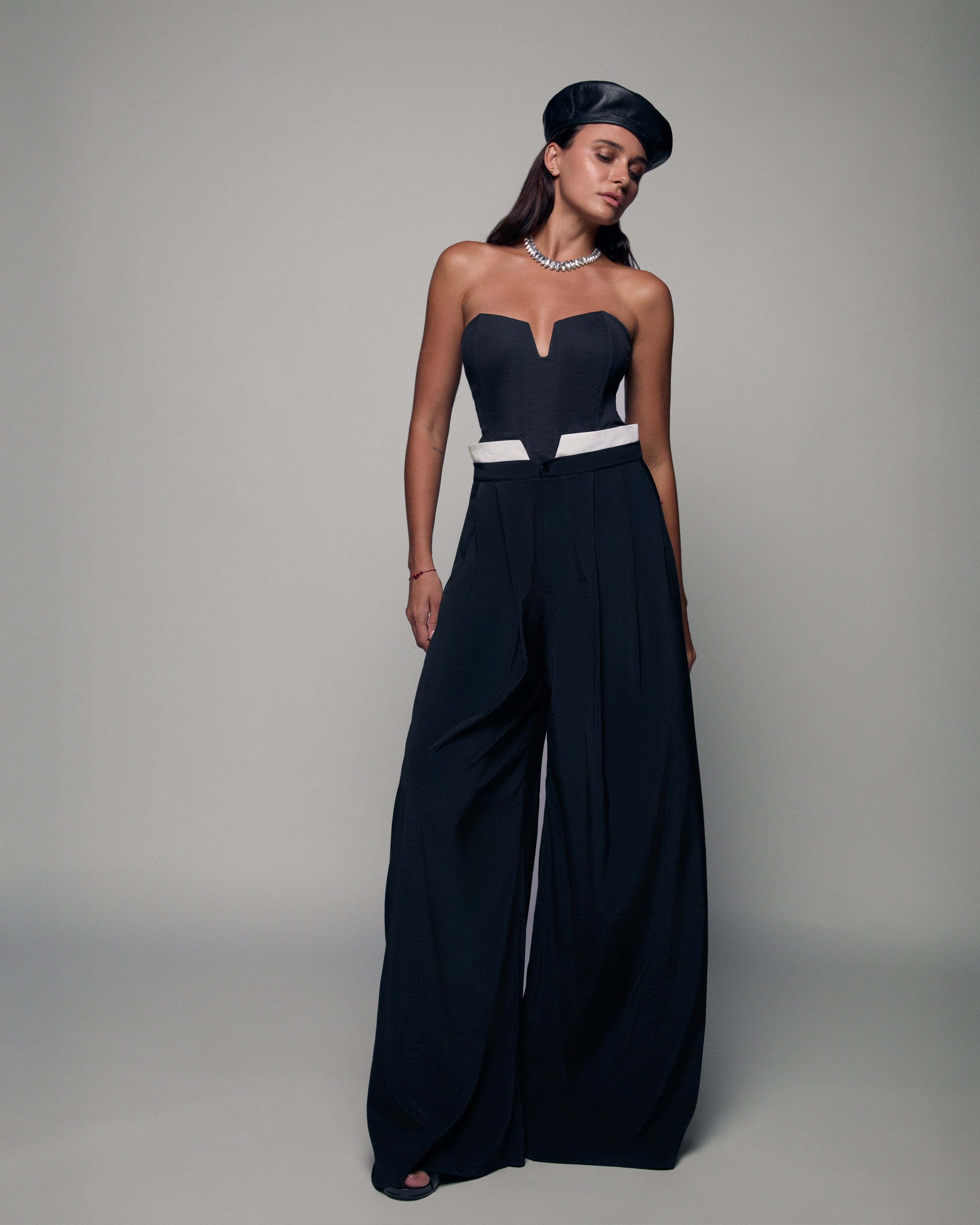 Palazzo pants in black