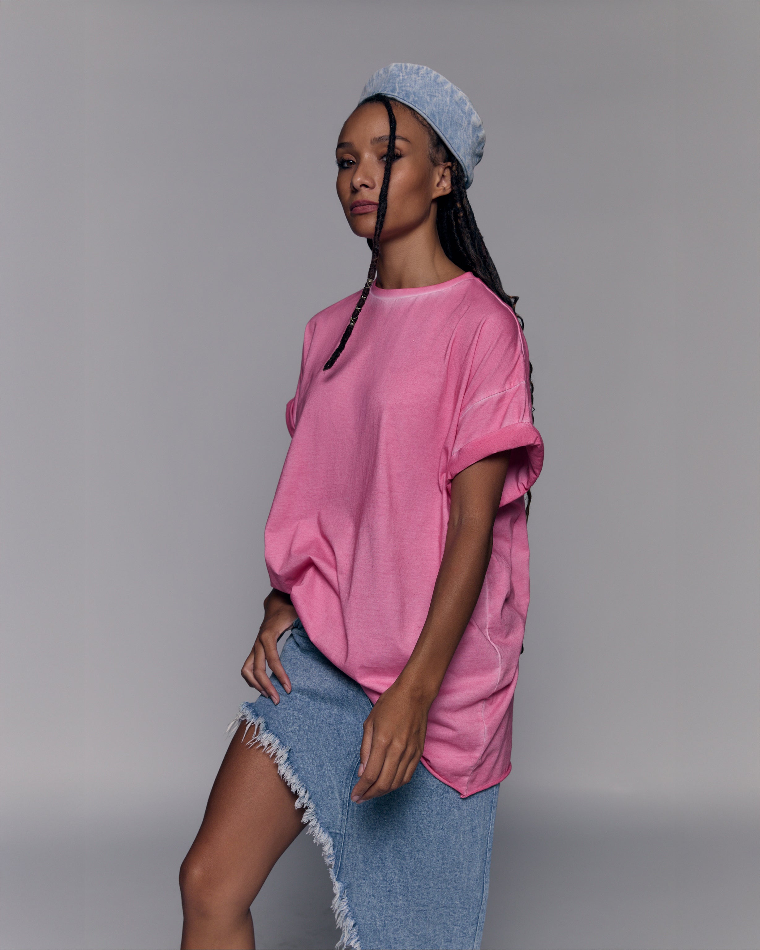 Rhinestone T-shirt in Pink
