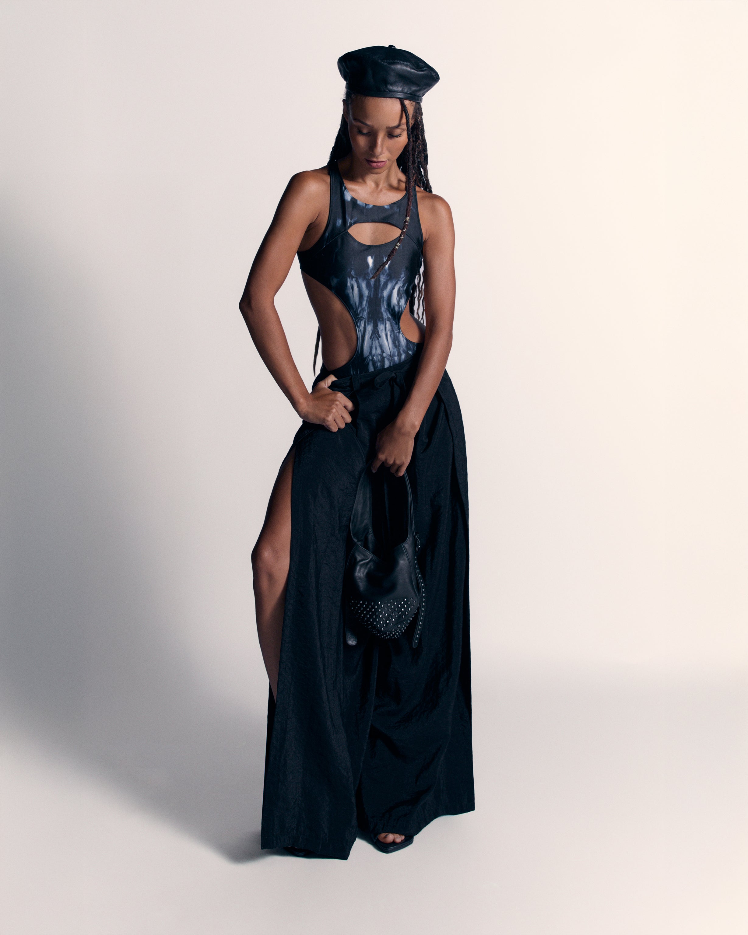 Onesize women pants in black