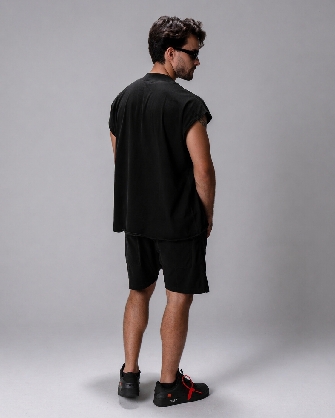 Turtle Neck T-shirt in black