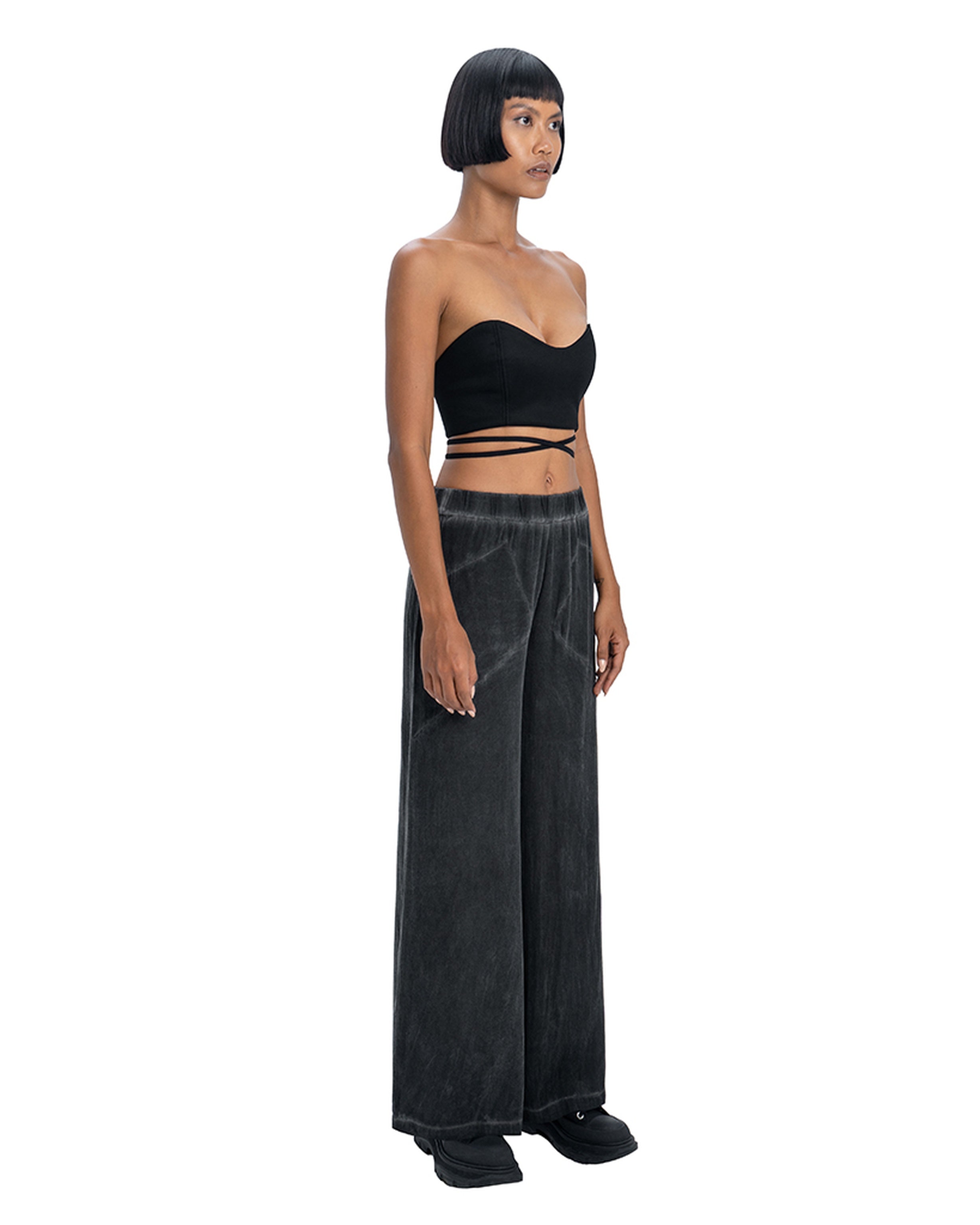 Wide pants in black