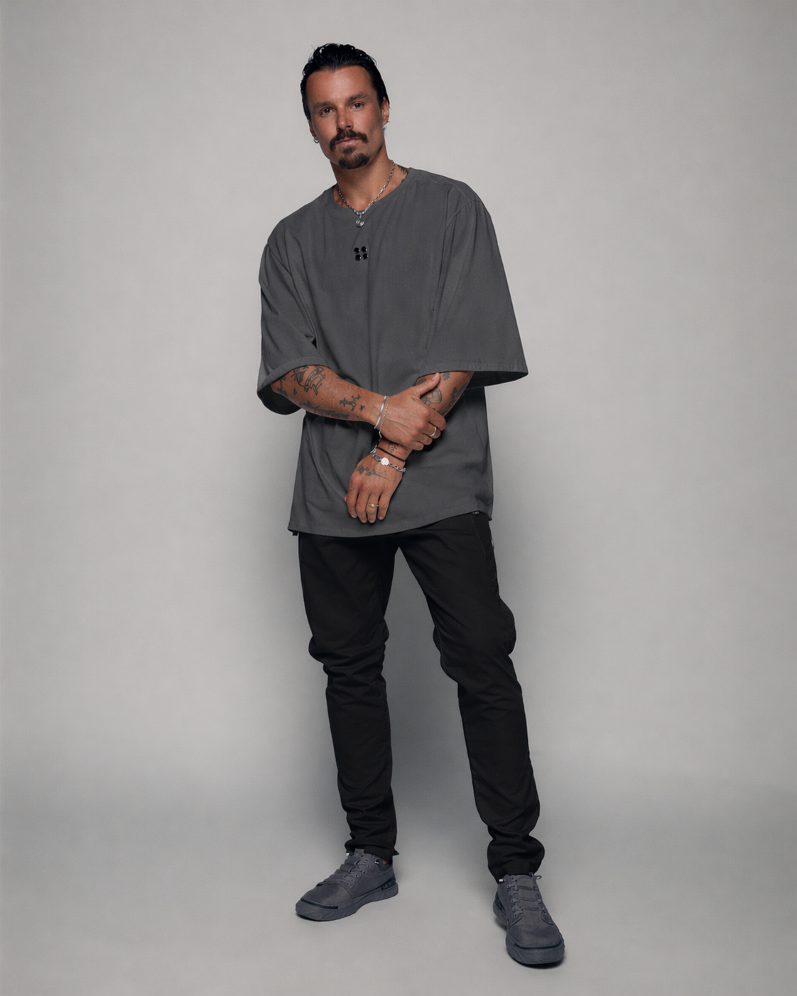 Cargo Pants in black