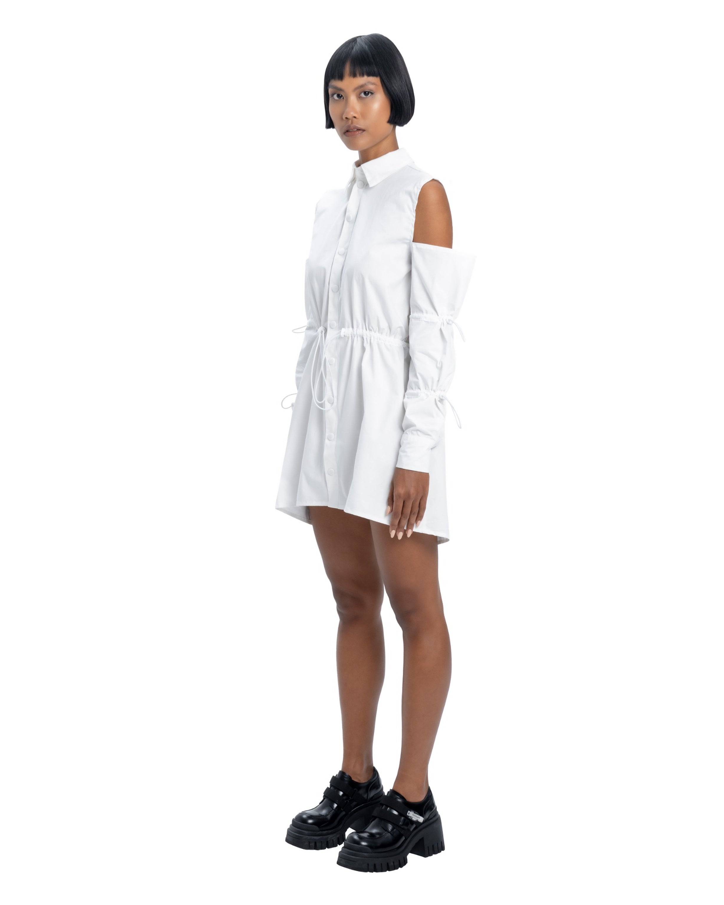 Dress With Stopper In White