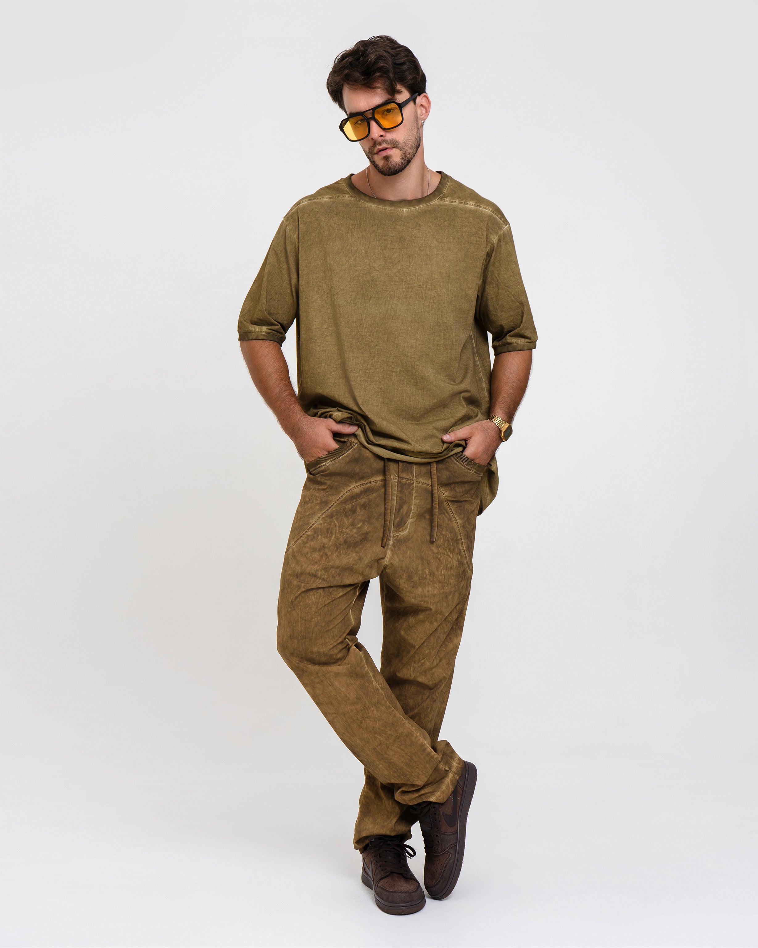Offset seam T-shirt in sand