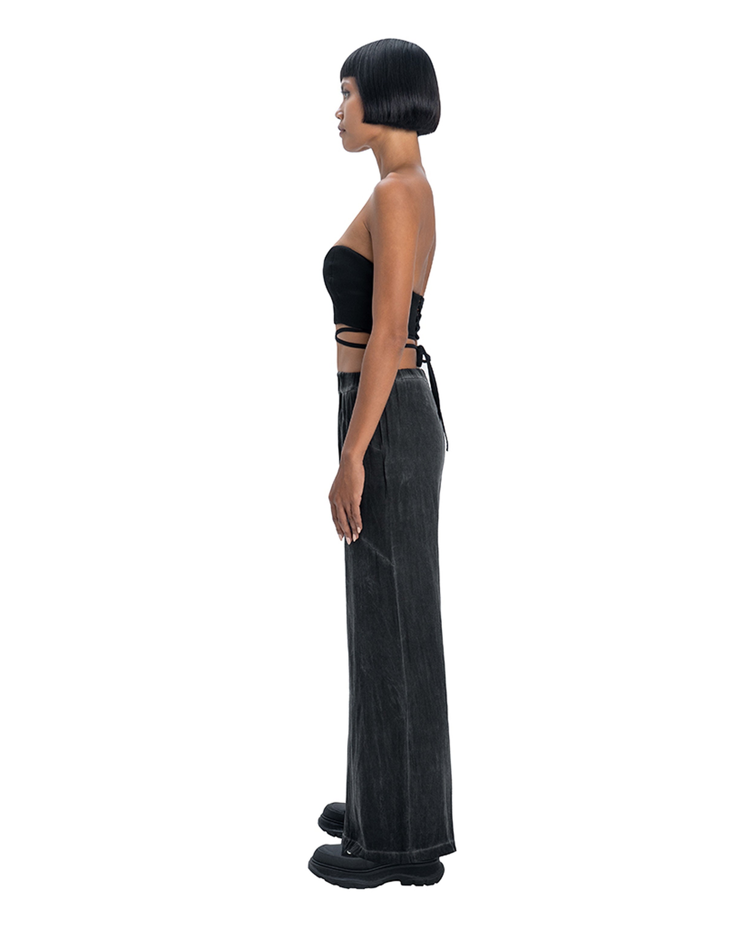 Wide pants in black