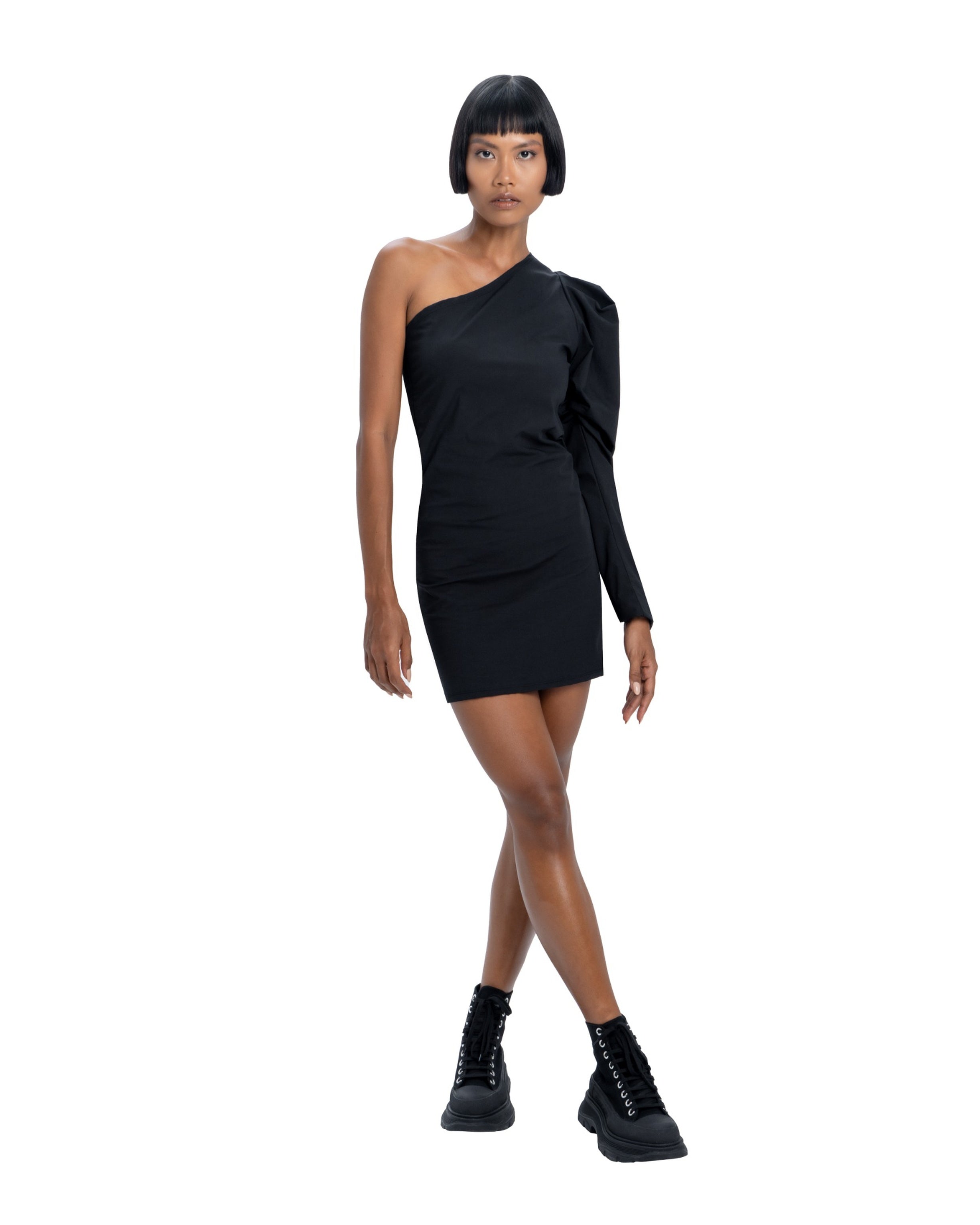 One shoulder dress in black