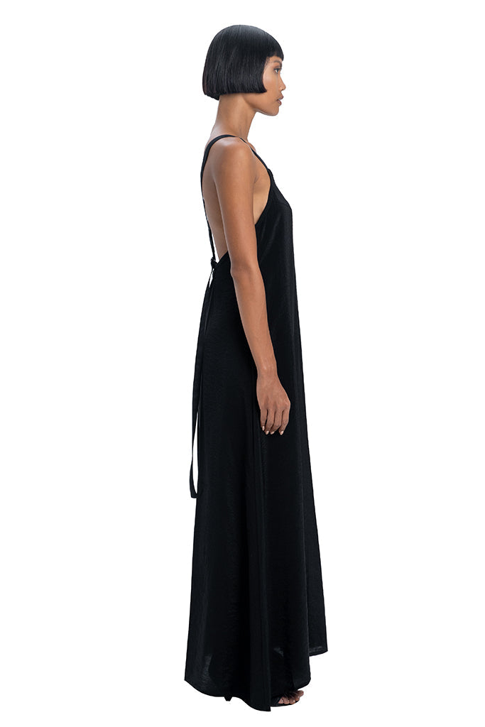 Maxi dress in black - DESU clothing